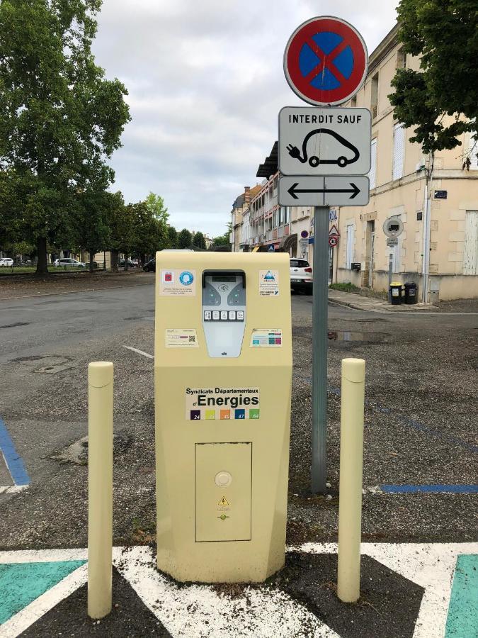 Hotel La Couronne Marmande Eksteriør bilde