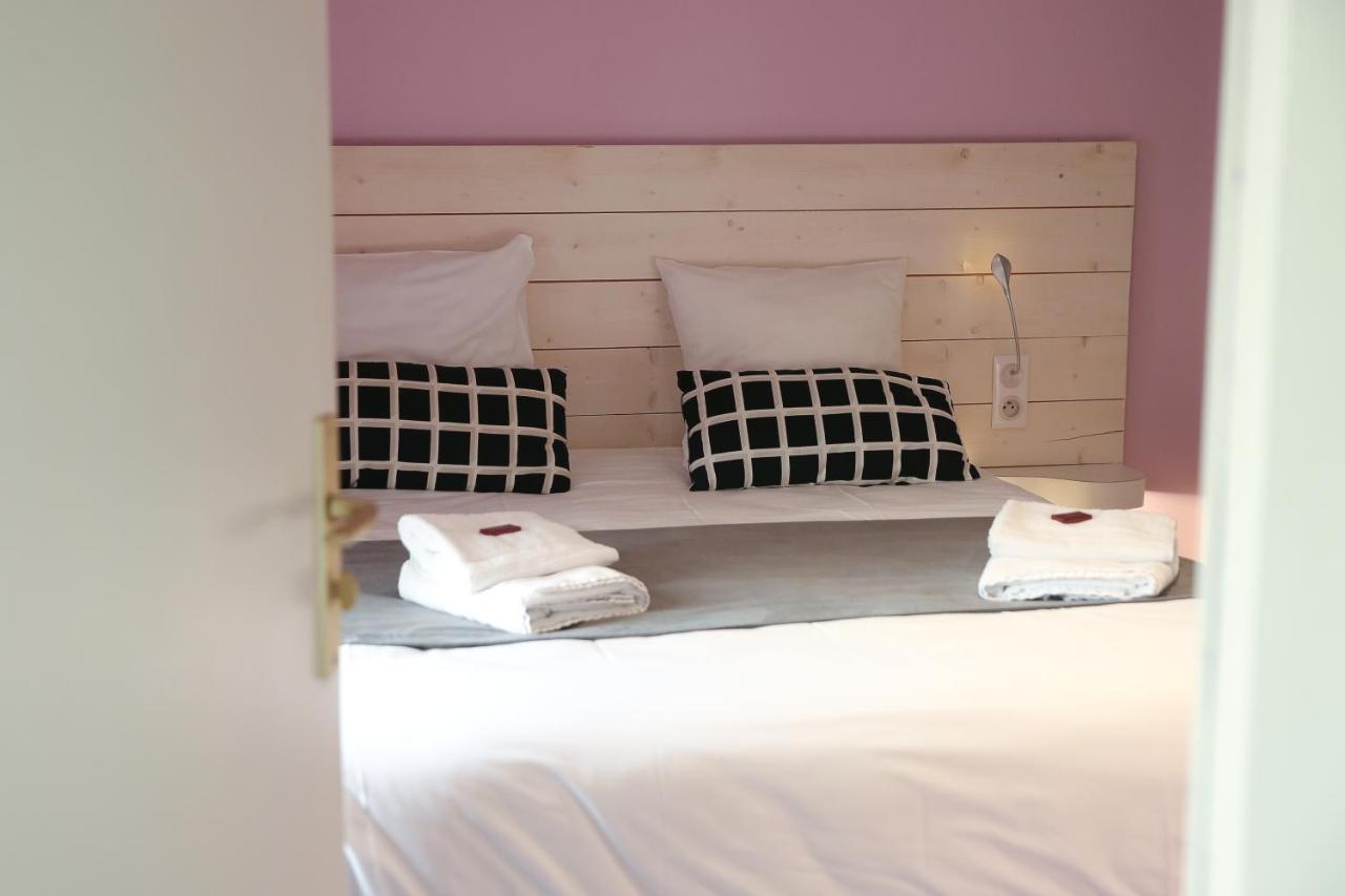 Hotel La Couronne Marmande Eksteriør bilde