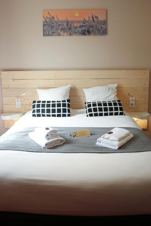 Hotel La Couronne Marmande Eksteriør bilde